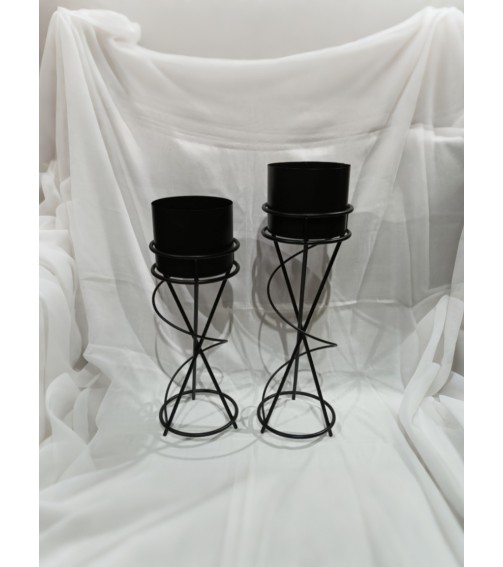 Black Round Planter With Stand Set Of 2