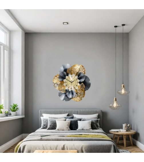 Shimmering Silhouette Two-Tone Metal Wall Clock For Home Decor/ Living room/bedroom/office